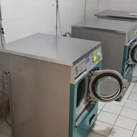 Le Porteur De Glace Classe 2 Etoiles Apartman