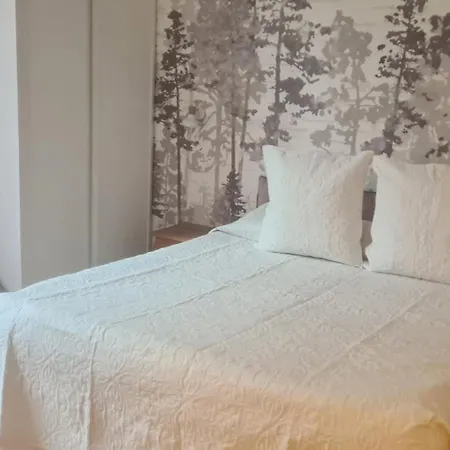 Le Porteur De Glace Classe 2 Etoiles Apartman *